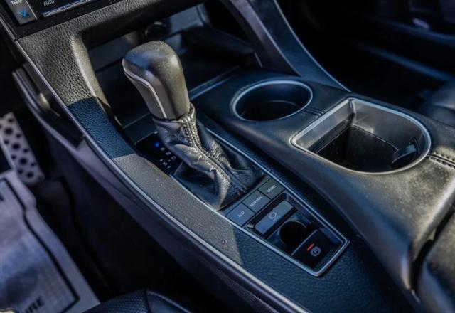2019 Toyota Avalon XSE