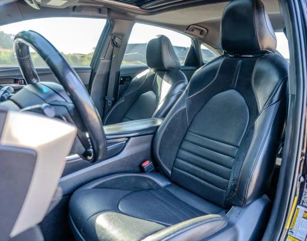 2019 Toyota Avalon XSE