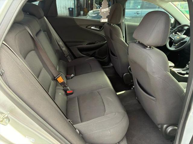 2021 Chevrolet Malibu FWD LT