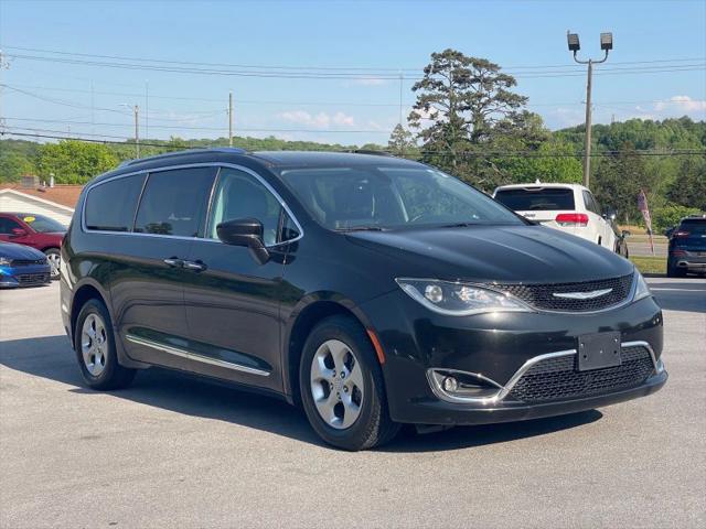 2017 Chrysler Pacifica Touring-L Plus for sale in Knoxville, TN