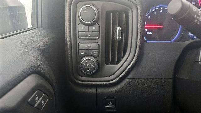 2021 Chevrolet Silverado 2500HD 4WD Crew Cab Standard Bed Custom