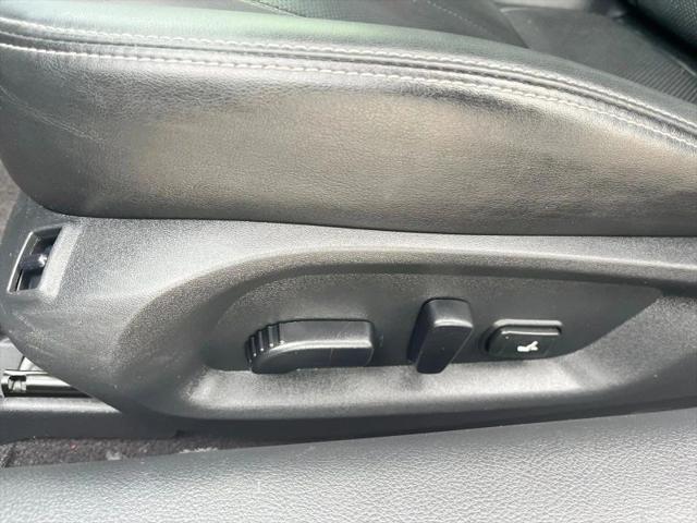 2022 INFINITI Q60 LUXE AWD