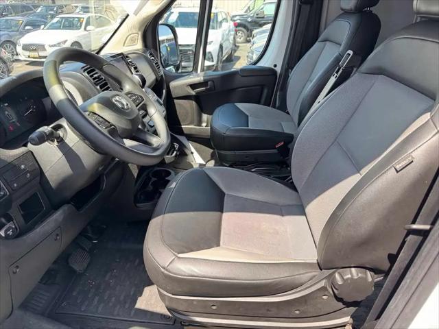 2024 Ram ProMaster 2500 Cargo Van Tradesman High Roof 159" WB w/Pass Seat