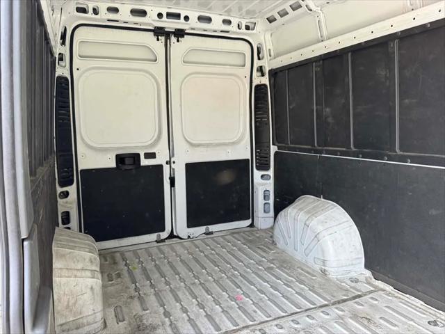 2025 Ram ProMaster 2500 Cargo Van Tradesman High Roof 159" WB w/Pass Seat