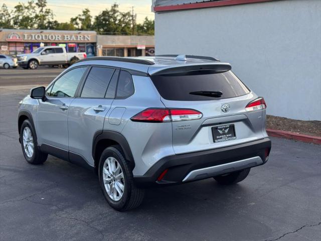 2024 Toyota Corolla Cross LE