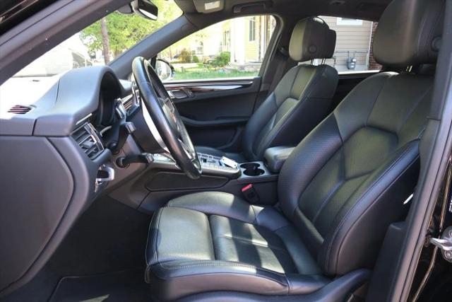 2020 Porsche Macan S