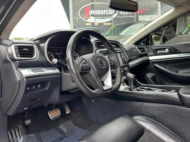 2017 Nissan Maxima 3.5 SR
