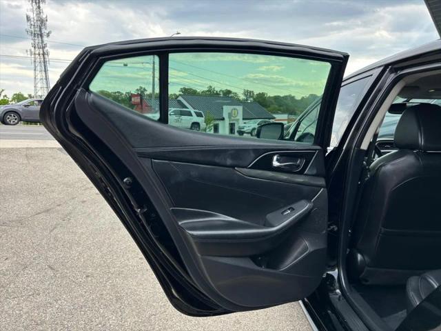 2017 Nissan Maxima 3.5 SR