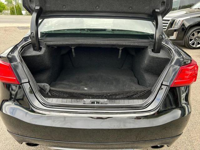 2017 Nissan Maxima 3.5 SR