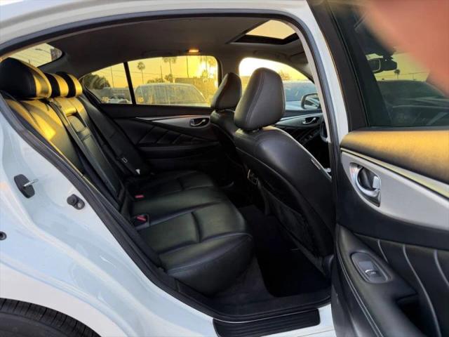 2021 INFINITI Q50 LUXE