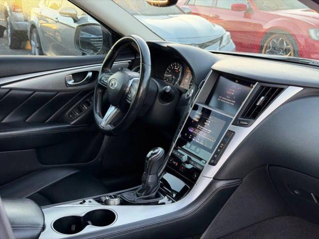 2021 INFINITI Q50 LUXE