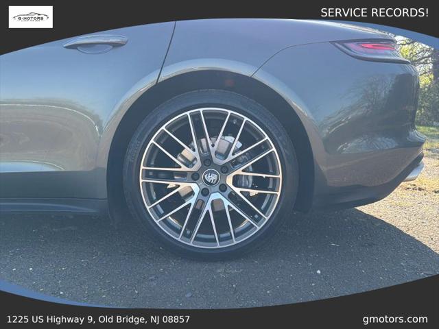2022 Porsche Panamera Base