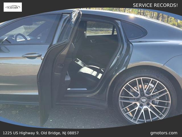 2022 Porsche Panamera Base