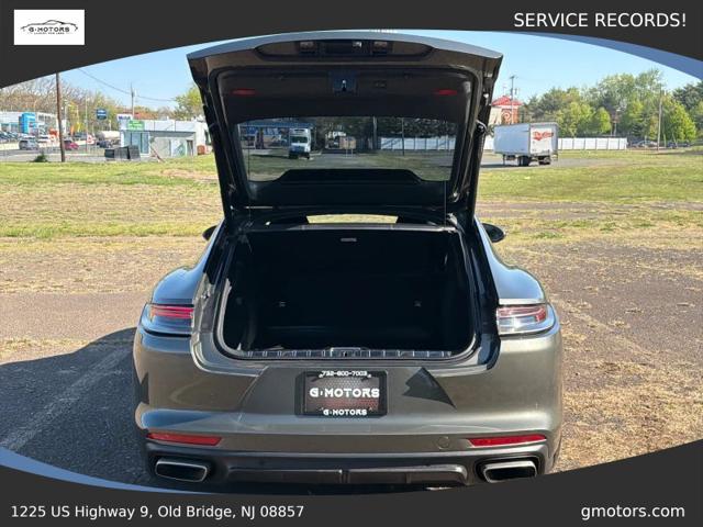 2022 Porsche Panamera Base