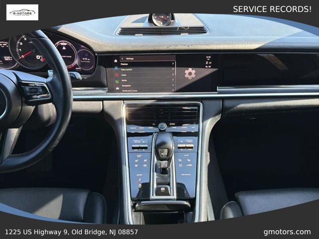 2022 Porsche Panamera Base