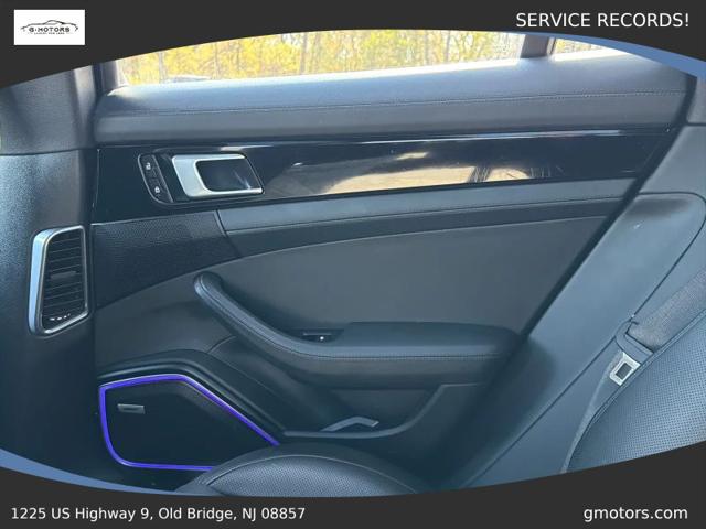 2022 Porsche Panamera Base