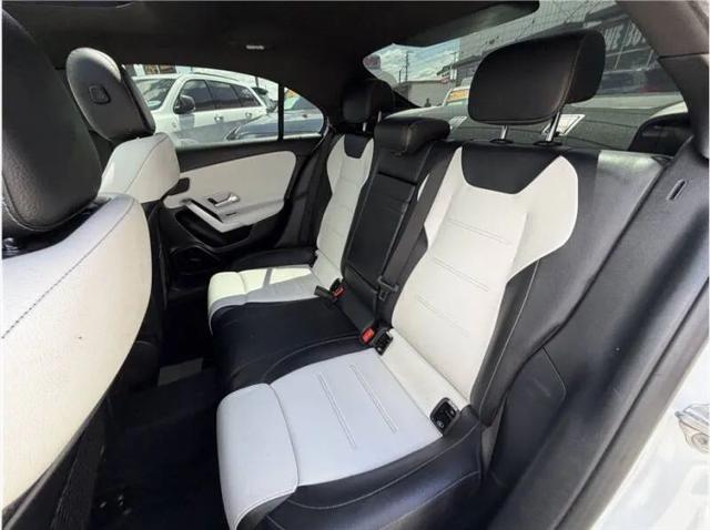 2020 Mercedes-Benz A 220 A 220