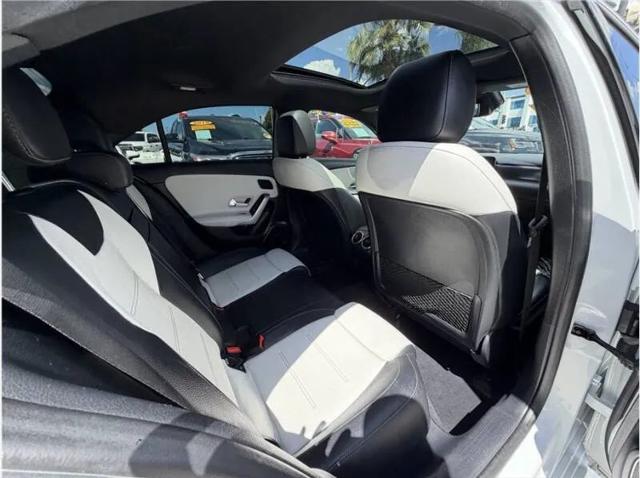 2020 Mercedes-Benz A 220 A 220