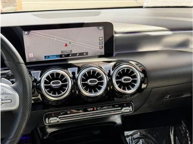 2020 Mercedes-Benz A 220 A 220