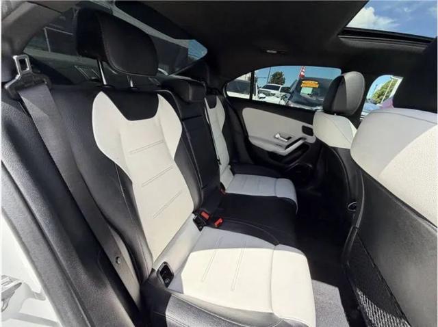 2020 Mercedes-Benz A 220 A 220