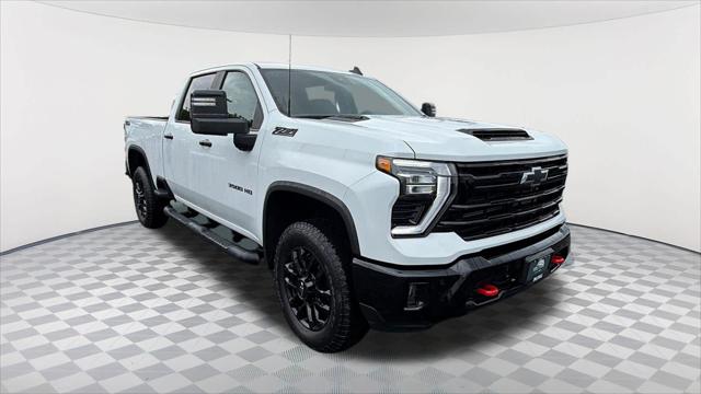 2026 Chevrolet Silverado 3500HD Crew Cab, Standard Bed, LT, 4WD