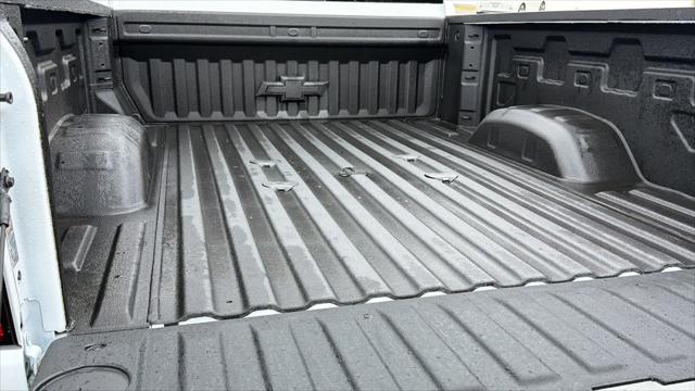 2026 Chevrolet Silverado 3500HD Crew Cab, Standard Bed, LT, 4WD