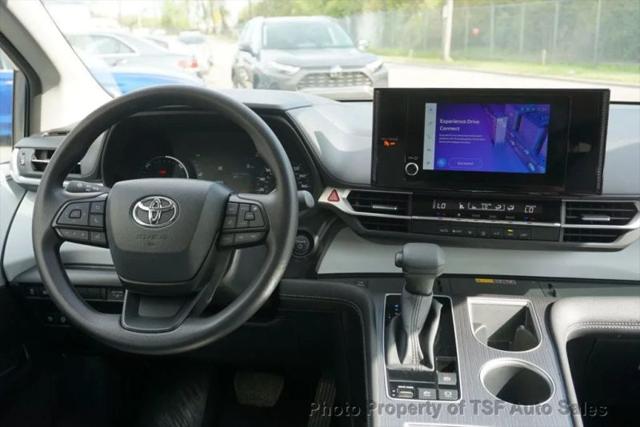 2026 Toyota Sienna LE
