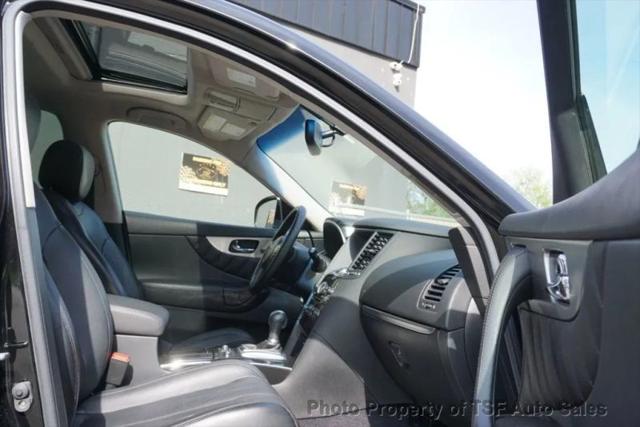 2014 INFINITI QX70 3.7