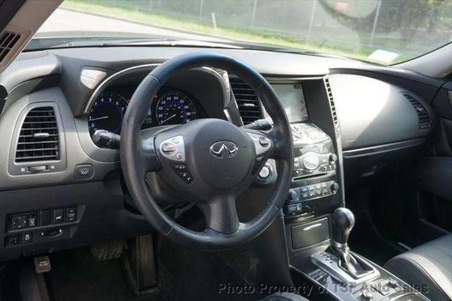 2014 INFINITI QX70 3.7
