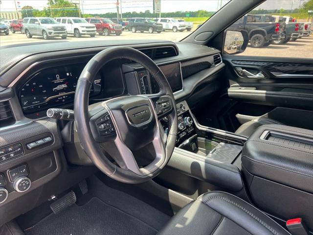 2022 GMC Yukon 4WD Denali