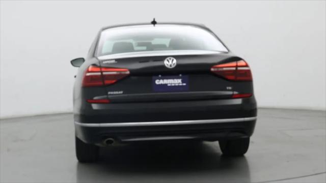 2018 Volkswagen Passat 2.0T R-Line