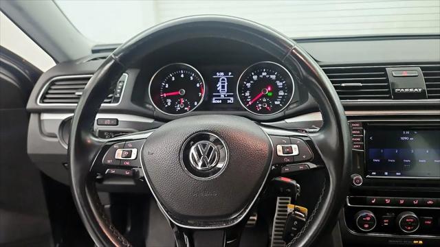 2018 Volkswagen Passat 2.0T R-Line