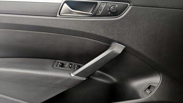 2018 Volkswagen Passat 2.0T R-Line
