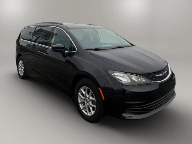 2020 Chrysler Voyager LXI for sale in Redford, MI