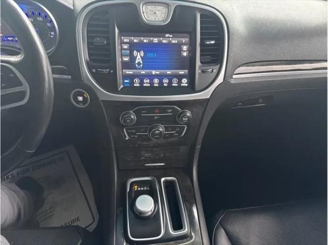 2019 Chrysler 300 Limited
