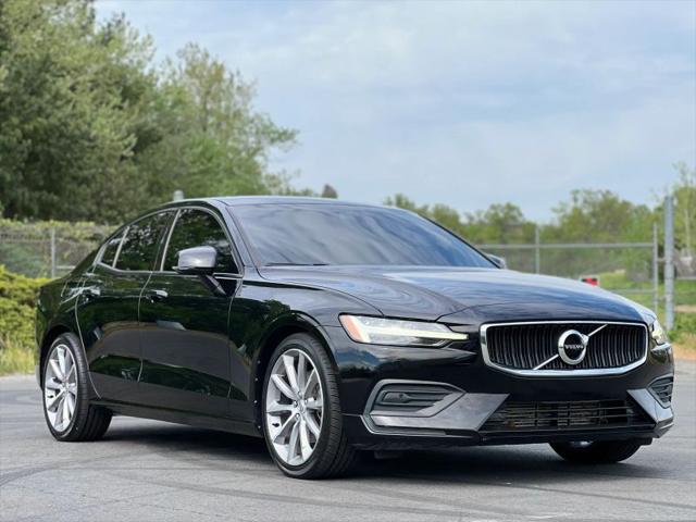 2019 Volvo S60 T5 Momentum