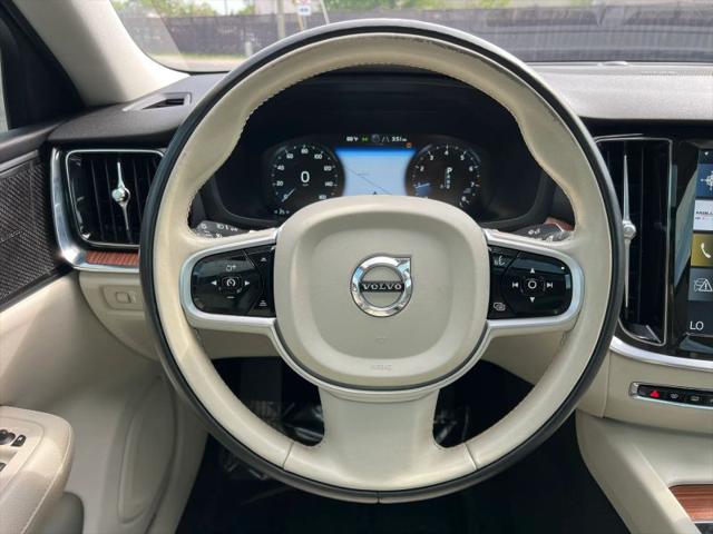 2019 Volvo S60 T5 Momentum