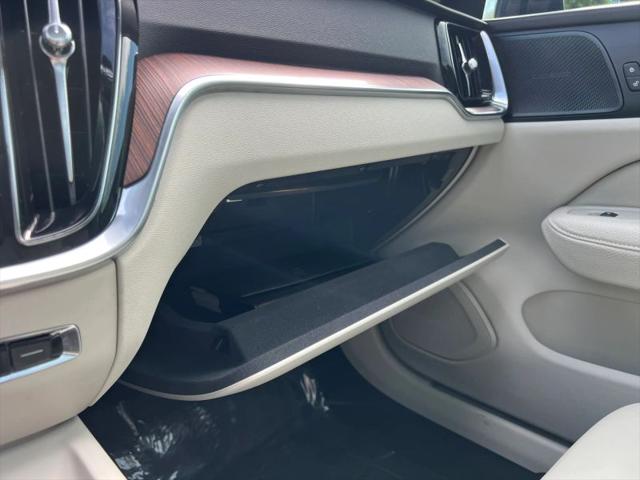 2019 Volvo S60 T5 Momentum