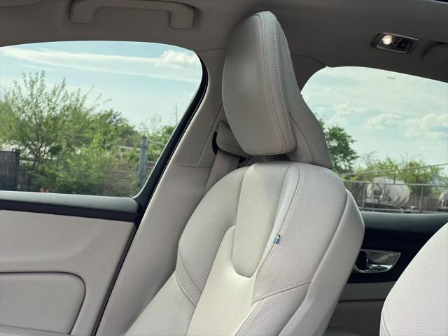 2019 Volvo S60 T5 Momentum