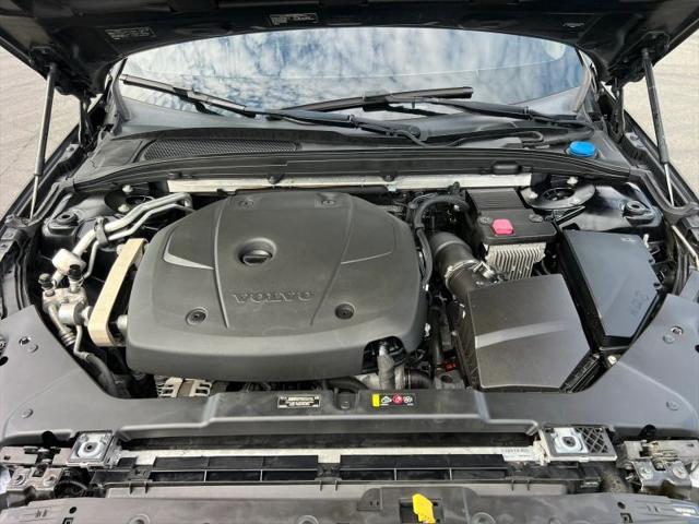 2019 Volvo S60 T5 Momentum