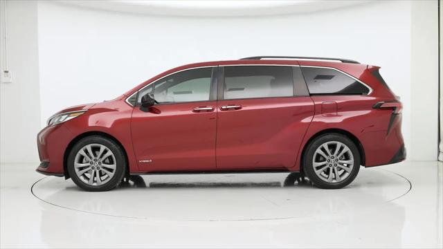 2021 Toyota Sienna XSE