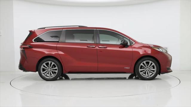 2021 Toyota Sienna XSE