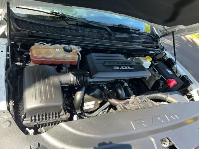 2020 Ram 1500 Laramie Crew Cab 4x2 5'7" Box