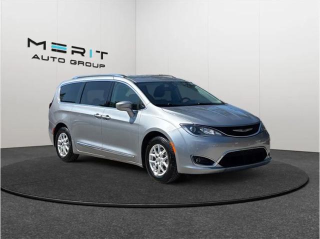 2020 Chrysler Pacifica Touring L for sale in Jacksonville, FL