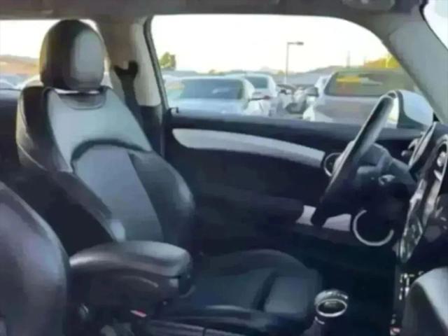 2016 MINI Hardtop Cooper S