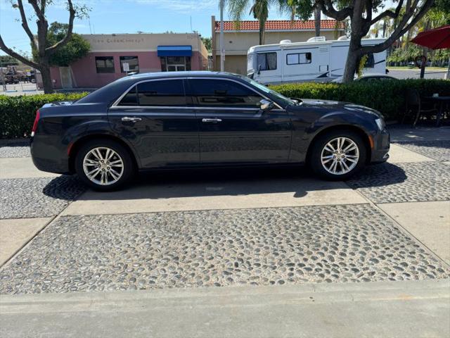 2016 Chrysler 300 300C
