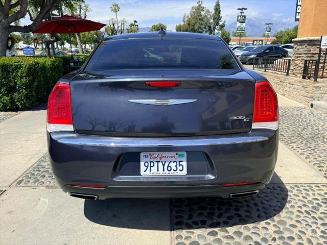 2016 Chrysler 300 300C