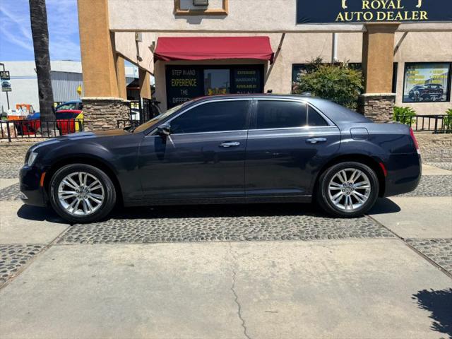 2016 Chrysler 300 300C