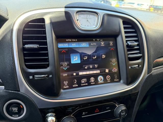 2016 Chrysler 300 300C