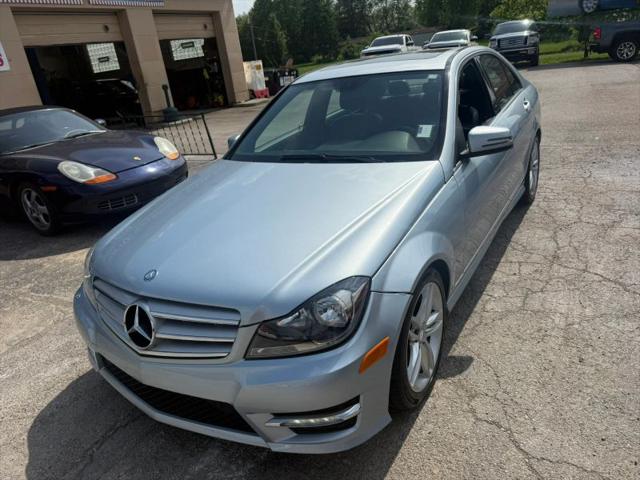 2013 Mercedes-Benz C-CLASS C 300 Luxury 4MATIC